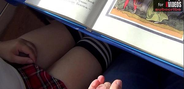  Ⓧ RISKY SCHOOLGIRL HANDJOB CLASSMATE UNDER THE TABLE ON LESSON - xSANYANY